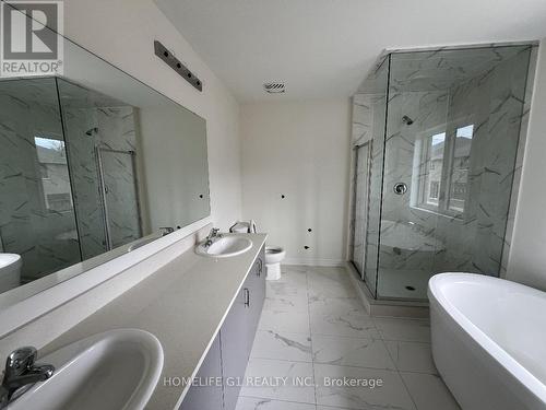 1339 Davis Loop, Innisfil, ON - Indoor Photo Showing Bathroom