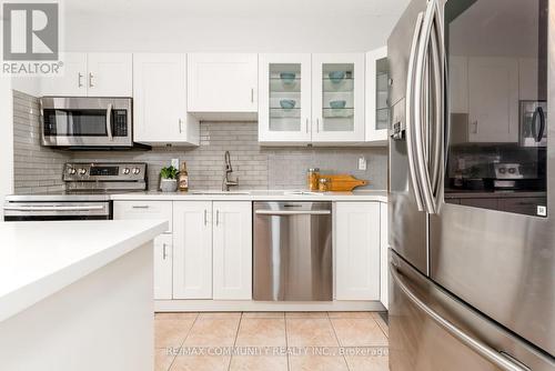 331 - 1050 Stainton Drive, Mississauga, ON - Indoor Photo Showing Kitchen With Upgraded Kitchen