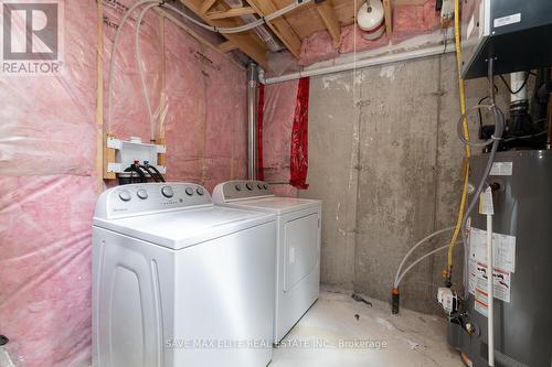 56 Honey Street, Cambridge, ON - Indoor Photo Showing Laundry Room