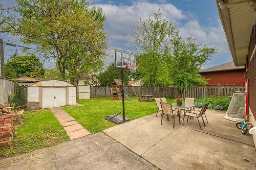 224 West 18Th Street, Hamilton, ON - Outdoor With Backyard