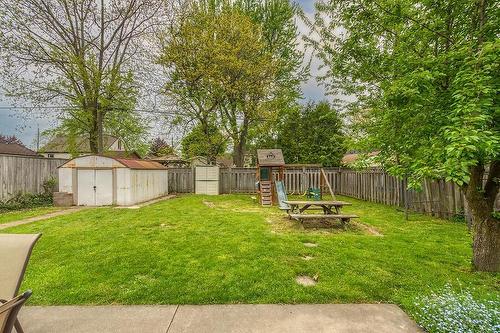 224 West 18Th Street, Hamilton, ON - Outdoor With Backyard