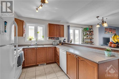 1360 Guthrie Street, Ottawa, ON - Indoor Photo Showing Kitchen With Double Sink