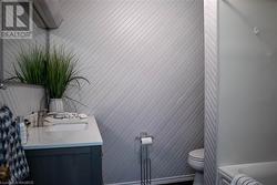 Updated 4 piece bathroom - 