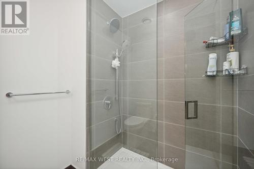 4607 - 898 Portage Parkway, Vaughan, ON - Indoor Photo Showing Bathroom