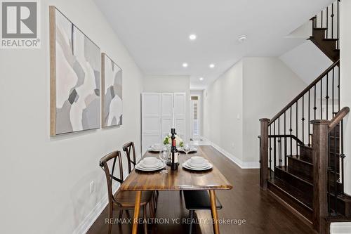 35 Causland Lane, Richmond Hill, ON - Indoor Photo Showing Dining Room