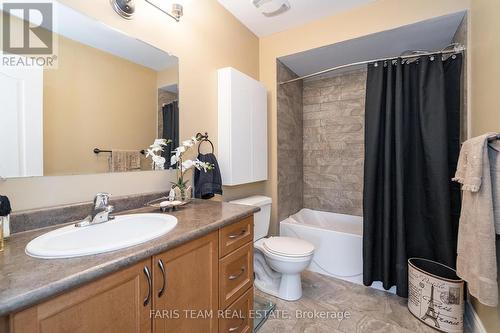 9 - 151 Cedar Island Road, Orillia, ON - Indoor Photo Showing Bathroom