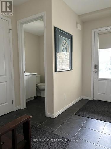 284 Louden Terrace, Peterborough, ON - Indoor Photo Showing Bathroom