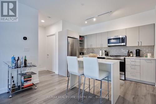 307 - 385 Osler Street, Toronto, ON - Indoor Photo Showing Kitchen With Upgraded Kitchen