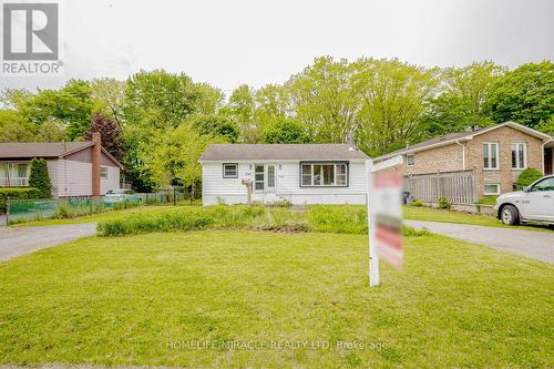 1560 Trotwood Avenue, Mississauga, ON - Outdoor