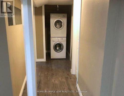 13 Cobblestone Court, Brampton, ON - Indoor Photo Showing Laundry Room