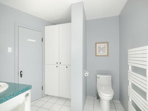 Salle de bains - 10597 Rue St-Hubert, Montréal (Ahuntsic-Cartierville), QC - Indoor Photo Showing Bathroom
