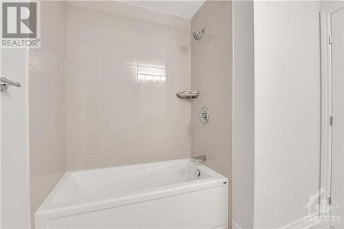 343 Kanashtage Terrace, Ottawa, ON - Indoor Photo Showing Bathroom