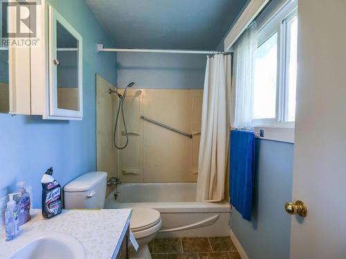1182 Mountain Ash Road, Quesnel, BC - Indoor Photo Showing Bathroom