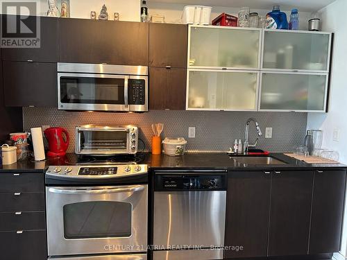 701 - 170 Fort York Boulevard, Toronto, ON - Indoor Photo Showing Kitchen With Stainless Steel Kitchen
