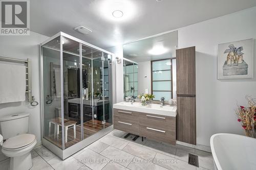 272 Goldenwood Road, Toronto, ON - Indoor Photo Showing Bathroom