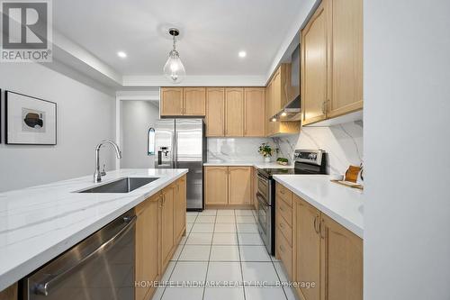 4802 16Th Avenue S, Markham, ON - Indoor Photo Showing Kitchen