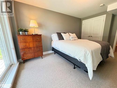 38 Webb Circle, Haliburton, ON - Indoor Photo Showing Bedroom