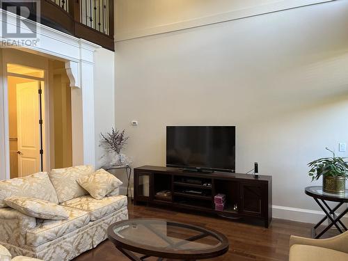 5191 Calderwood Crescent, Richmond, BC - Indoor Photo Showing Living Room