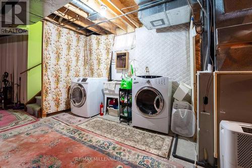 43 Bianca Drive, Hamilton, ON - Indoor Photo Showing Laundry Room