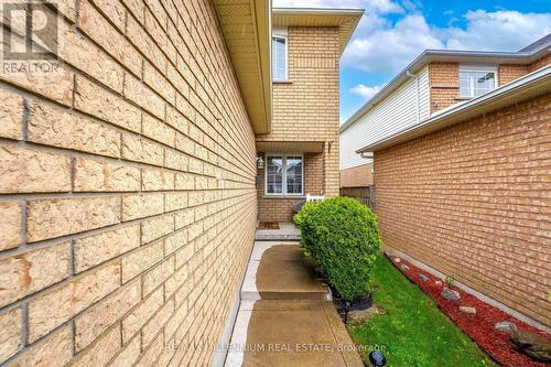 43 Bianca Drive, Hamilton, ON - Outdoor With Exterior