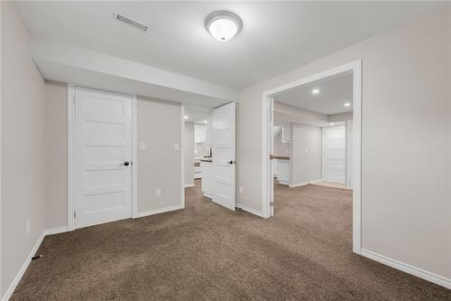 19 Millpond Place|Unit #Lower, Hamilton, ON - Indoor Photo Showing Other Room