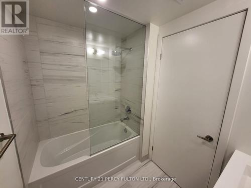 5310 - 138 Downes Street, Toronto, ON - Indoor Photo Showing Bathroom