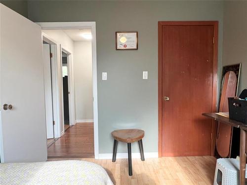 733 2Nd Street Nw, Portage La Prairie, MB - Indoor Photo Showing Bedroom