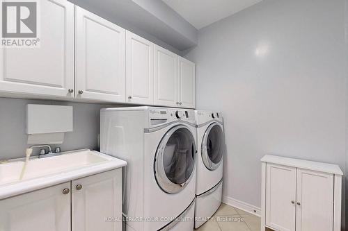 9 Bill Knowles Street, Uxbridge, ON - Indoor Photo Showing Laundry Room