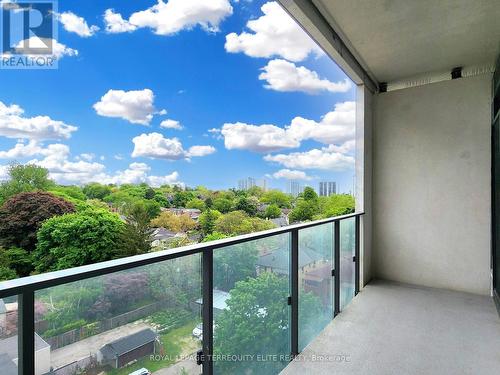 908 - 5 Soudan Avenue, Toronto, ON - Outdoor With View