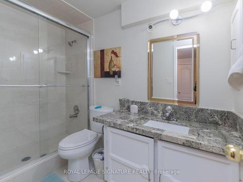147-4662 Kingston Rd, Toronto, ON - Indoor Photo Showing Bathroom