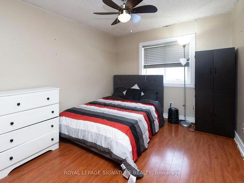 147-4662 Kingston Rd, Toronto, ON - Indoor Photo Showing Bedroom