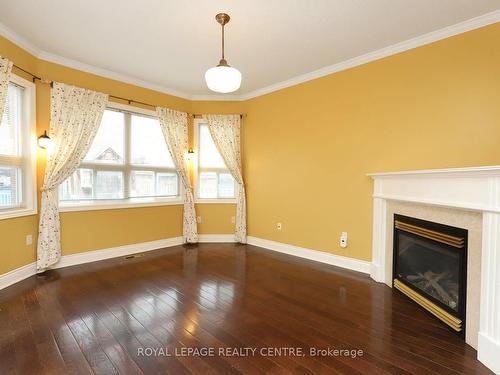594 Navigator Dr, Mississauga, ON - Indoor With Fireplace