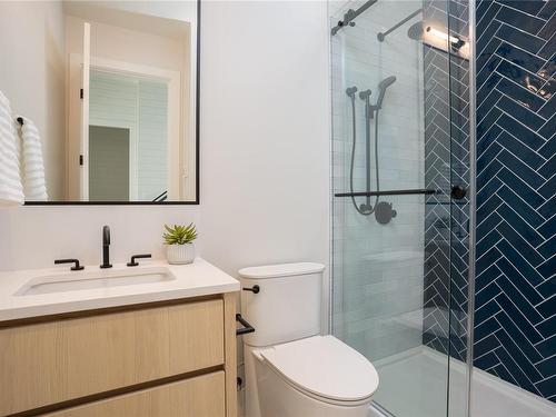 7510 Ocean Park Pl, Sooke, BC - Indoor Photo Showing Bathroom
