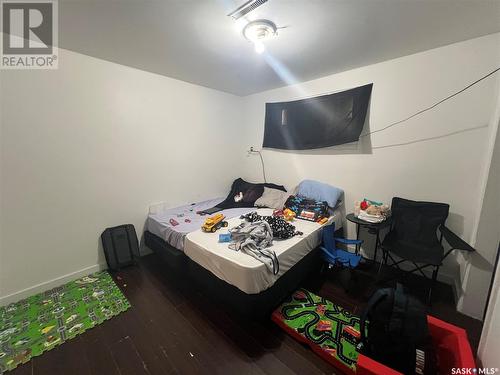 435 S Avenue S, Saskatoon, SK - Indoor Photo Showing Bedroom