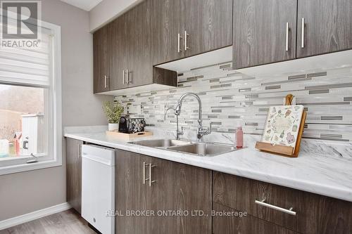 199 Diana Drive, Orillia, ON - Indoor Photo Showing Kitchen With Double Sink With Upgraded Kitchen