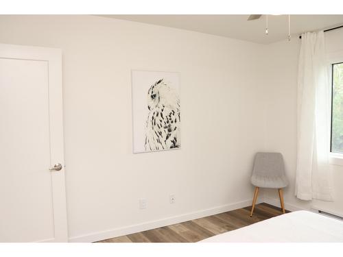 205 - 606 18Th Avenue N, Cranbrook, BC - Indoor Photo Showing Bedroom