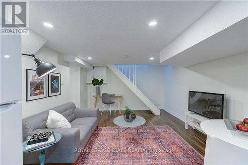 248 Murray Street, Brantford, ON - Indoor Photo Showing Living Room