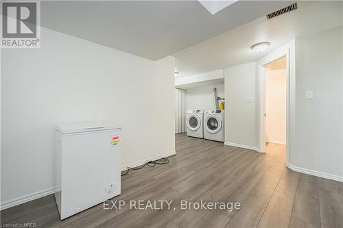 5 - 648 Doon Village Road, Kitchener, ON - Indoor Photo Showing Laundry Room