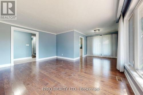 22 Royal Doulton Drive, Toronto, ON - Indoor Photo Showing Other Room