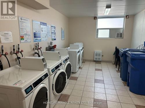 301 - 207 Galloway Road, Toronto, ON - Indoor Photo Showing Laundry Room