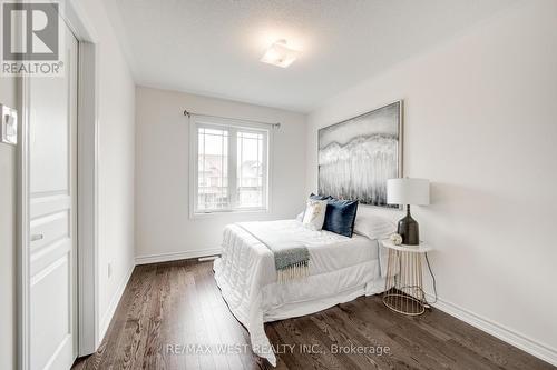 12 Pierce Place, New Tecumseth, ON - Indoor Photo Showing Bedroom