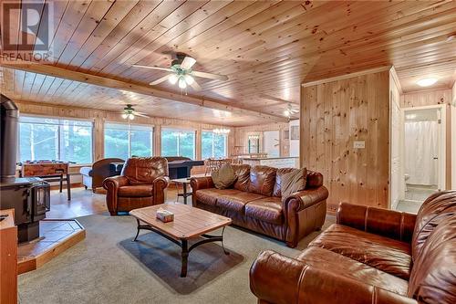 329 Church Farm Road, Calabogie, ON - Indoor Photo Showing Living Room
