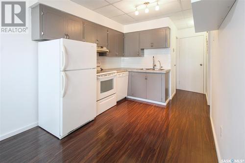 4 1186 Ashley Drive, Swift Current, SK - Indoor Photo Showing Kitchen