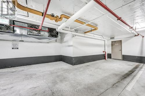 401 - 1460 Whites Road, Pickering, ON - Indoor Photo Showing Garage