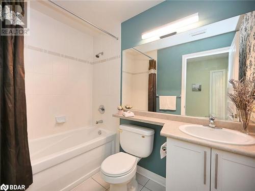 3515 Kariya Drive Unit# 512, Mississauga, ON - Indoor Photo Showing Bathroom
