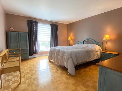 Bedroom - 8915 Rue Oméga, Brossard, QC - Indoor Photo Showing Bedroom