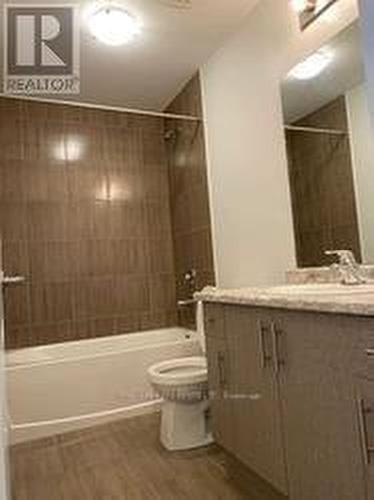 7 - 77 Diana Avenue, Brantford, ON - Indoor Photo Showing Bathroom