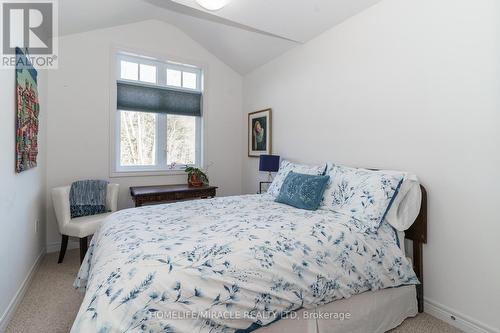 13 Brookside Crossing, Huntsville, ON - Indoor Photo Showing Bedroom