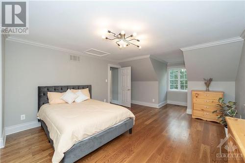 105 Wilbert Cox Drive, Ottawa, ON - Indoor Photo Showing Bedroom