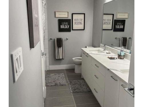 1305 Centauri Dr, Langford, BC - Indoor Photo Showing Bathroom